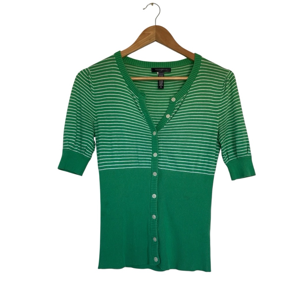 Banana Republic Green Striped Button-Up Shirt XS | Short Sleeve Cotton Rayon